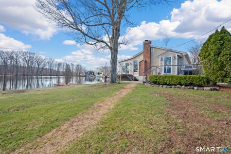 4 Martin Trail Wallingford CT 06492