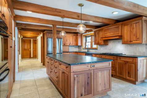 24 Hickory Lane Roxbury CT 06783