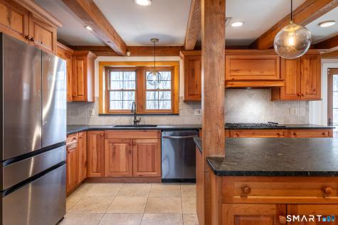 24 Hickory Lane Roxbury CT 06783