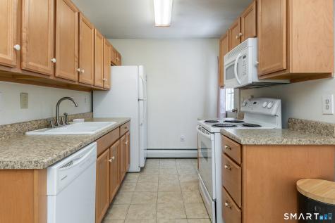 24 Hickory Lane Roxbury CT 06783