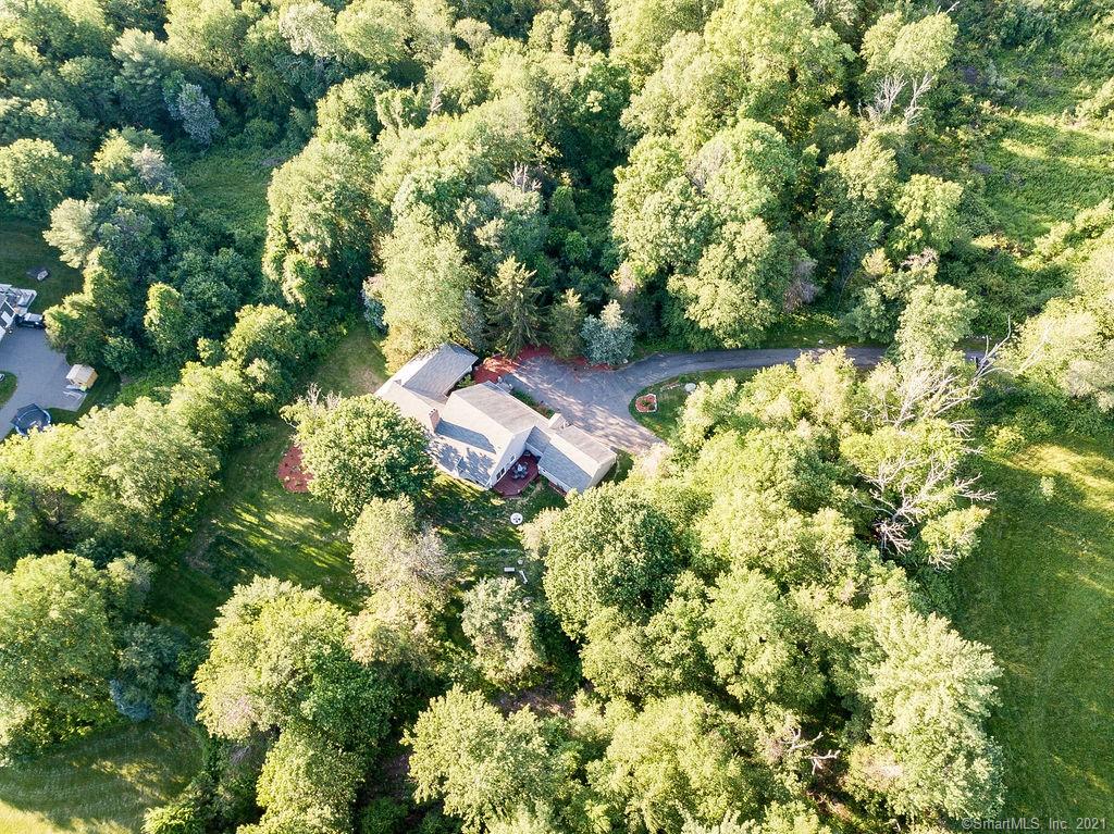 185 West Chippens Hill Road Burlington CT 06013