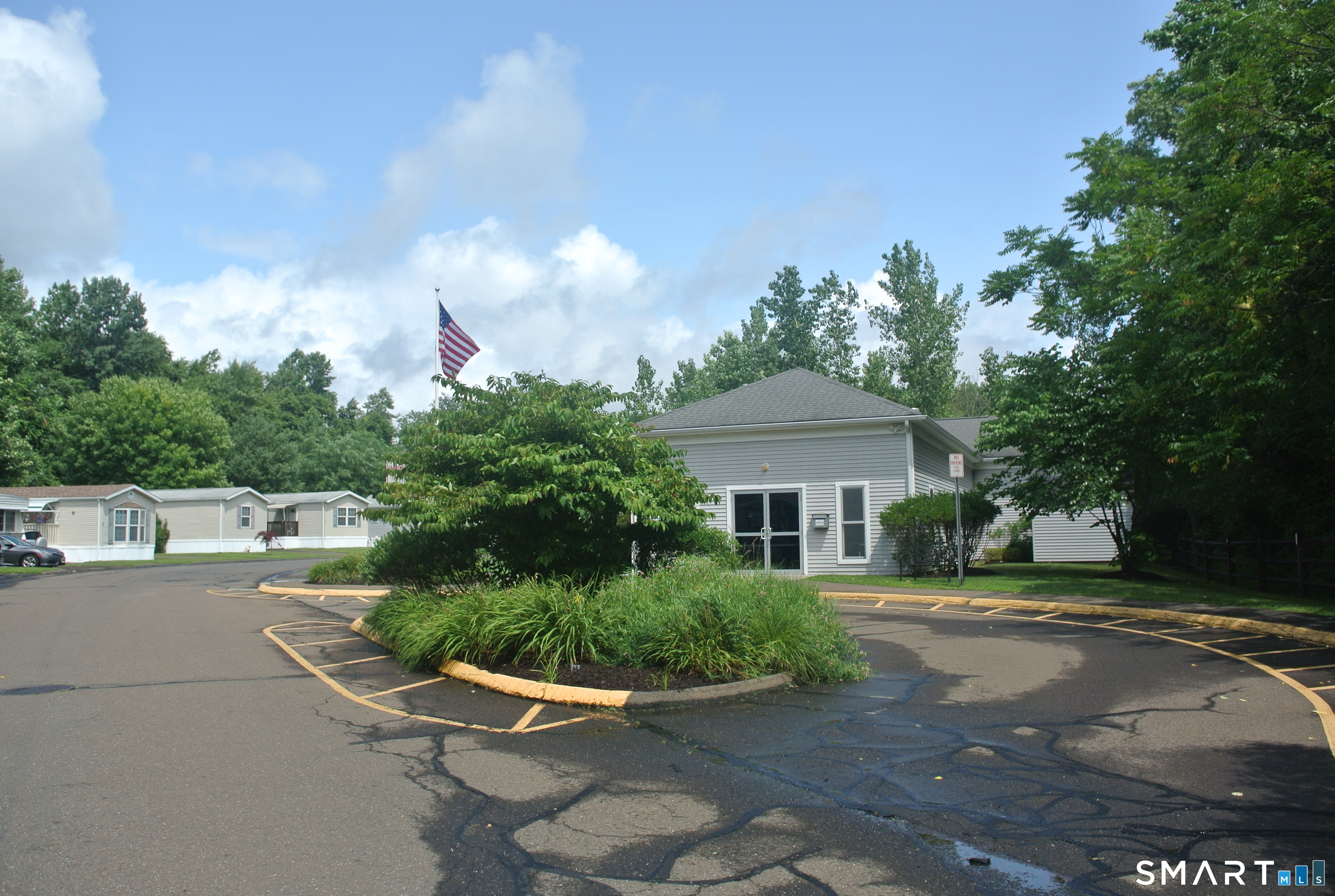 6 Harmony Lane Milford CT 06460