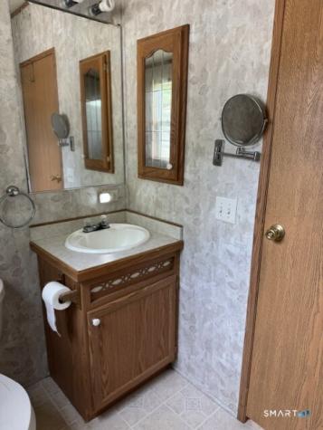 6 Harmony Lane Milford CT 06460
