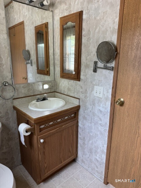 6 Harmony Lane Milford CT 06460