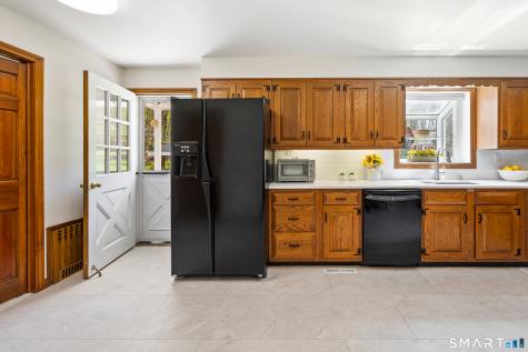111 Lebanon Road Bethany CT 06524