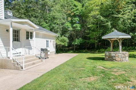 111 Lebanon Road Bethany CT 06524