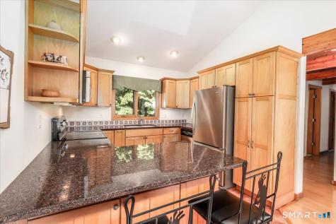 6 Dogwood North Park Danbury CT 06811