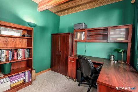 6 Dogwood North Park Danbury CT 06811