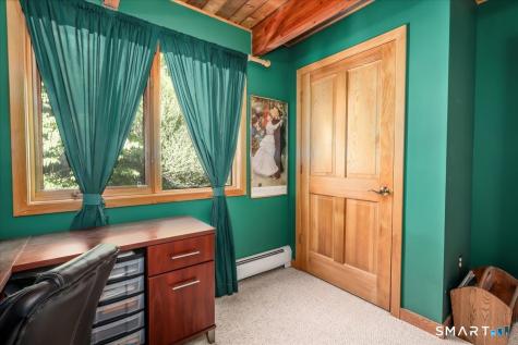 6 Dogwood North Park Danbury CT 06811