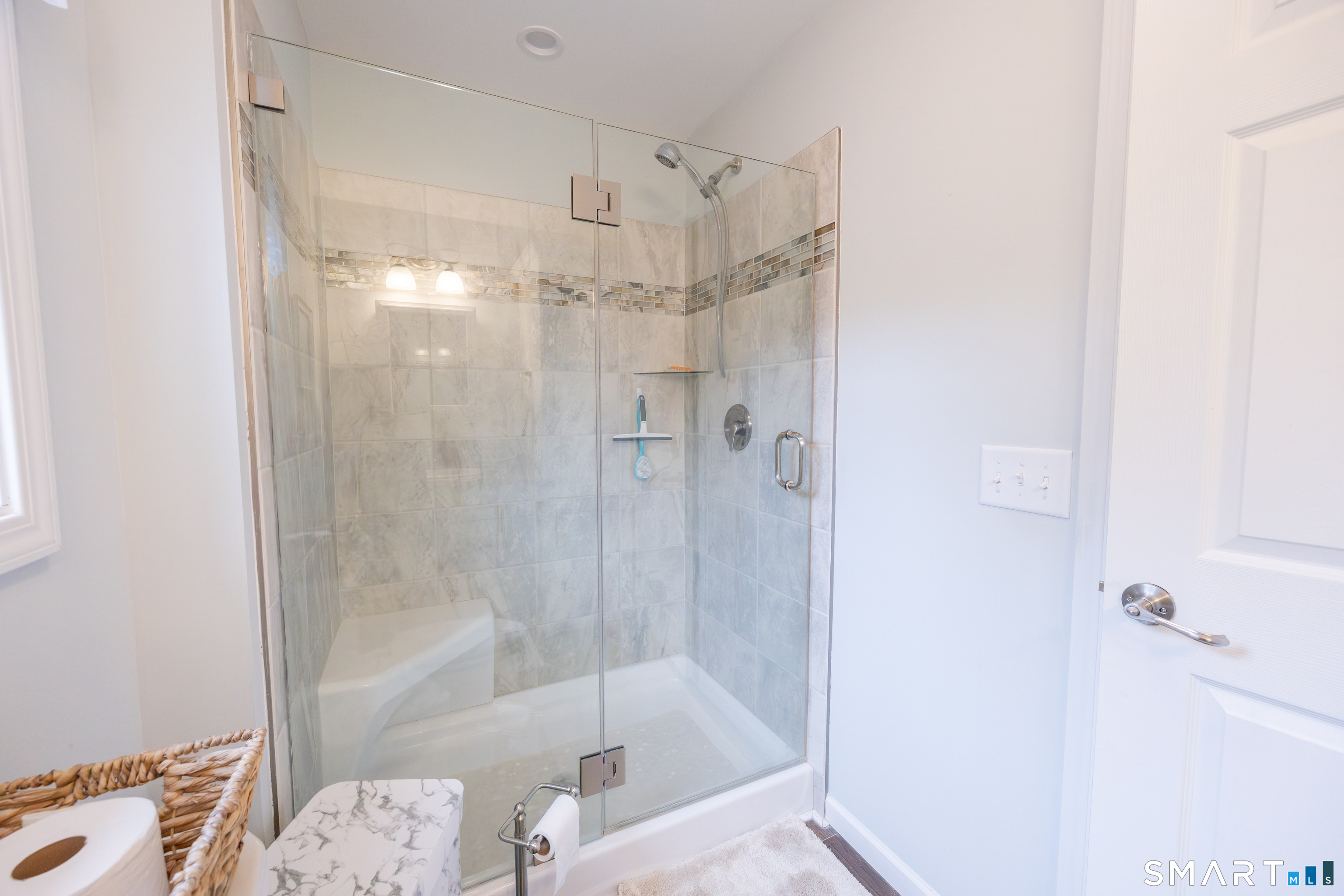 39 Greenlawn Drive Danbury CT 06810