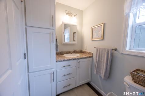 39 Greenlawn Drive Danbury CT 06810