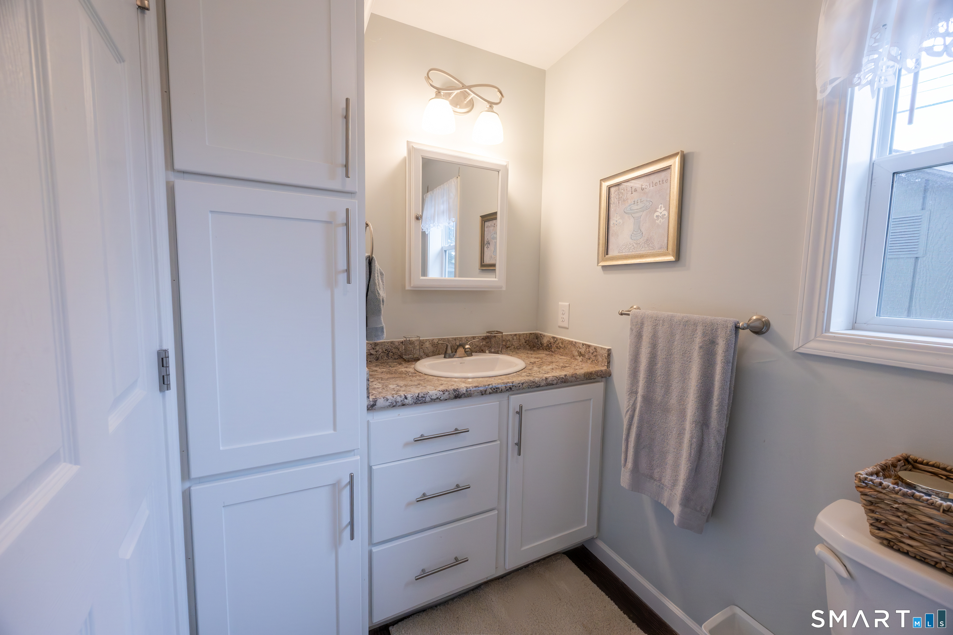 39 Greenlawn Drive Danbury CT 06810
