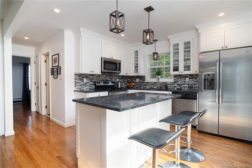 655 Tunxis Hill Road Fairfield CT 06825