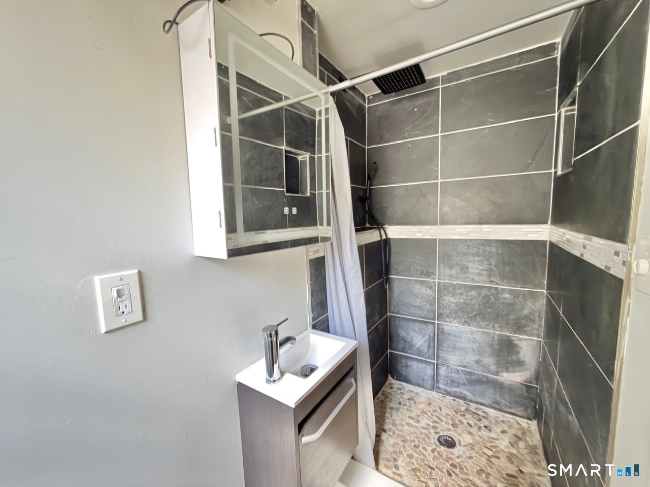 45 Cameo Court Stratford CT 06614