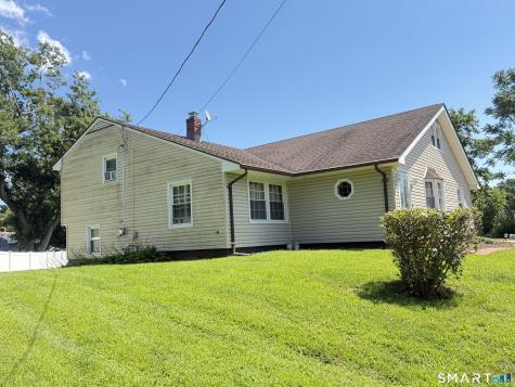 45 Cameo Court Stratford CT 06614