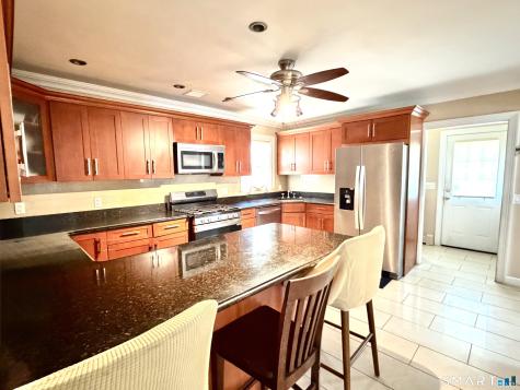 45 Cameo Court Stratford CT 06614