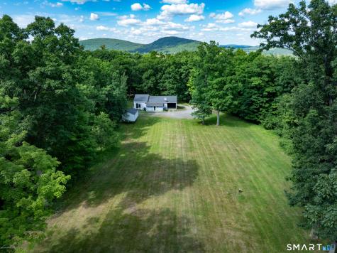 660 Sharon Station Road North East NY 12546