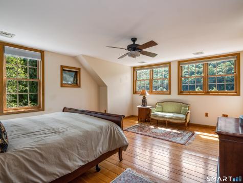136 Quonnipaug Lane Guilford CT 06437