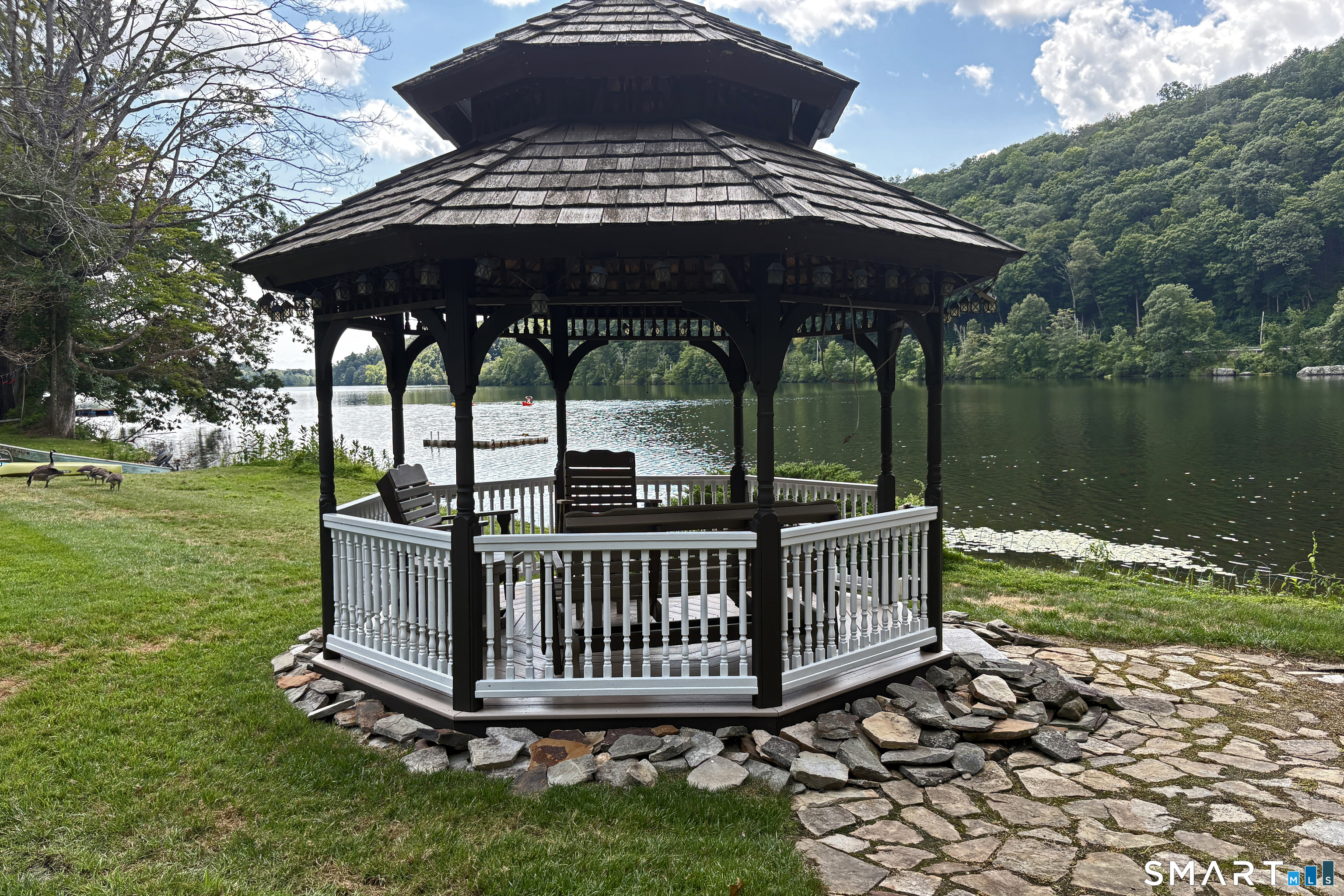 136 Quonnipaug Lane Guilford CT 06437