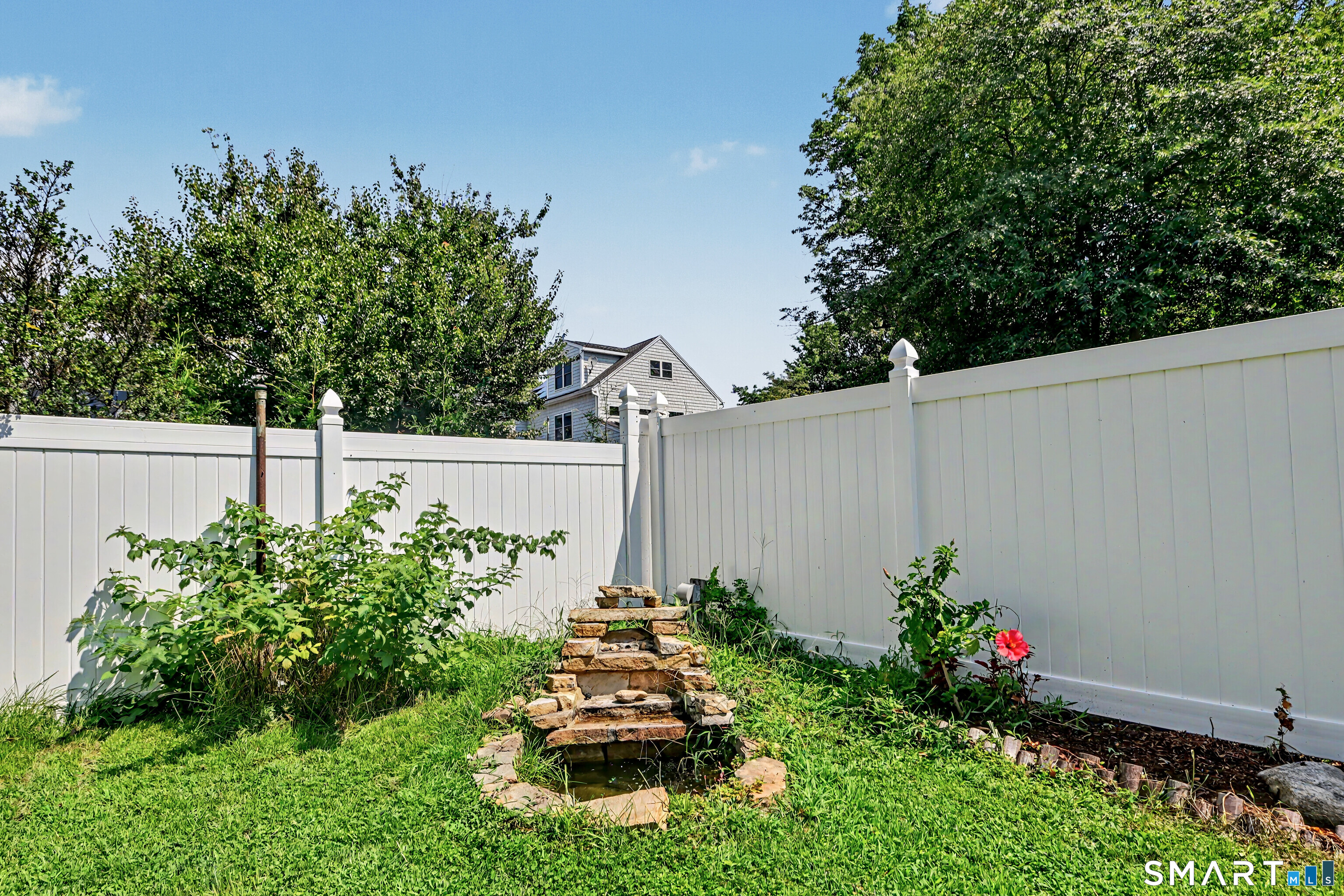 72 Palmer Avenue Stamford CT 06902