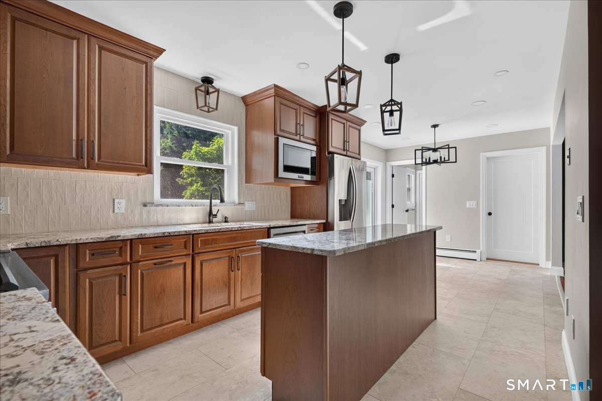 19 Topsail Lane Groton CT 06355