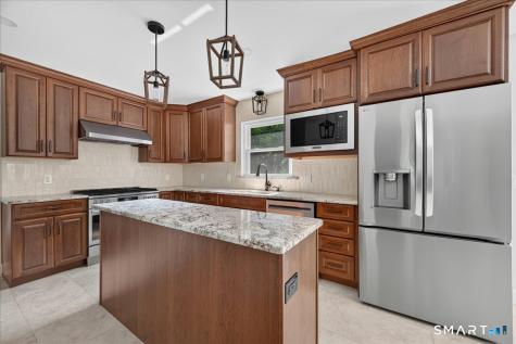 19 Topsail Lane Groton CT 06355