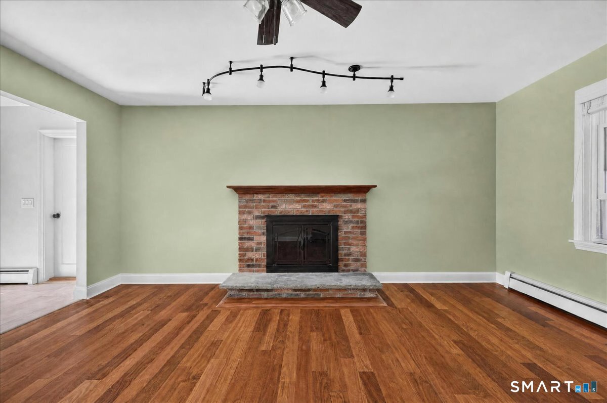 19 Topsail Lane Groton CT 06355