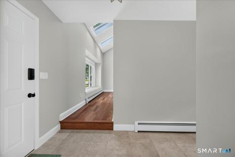 19 Topsail Lane Groton CT 06355