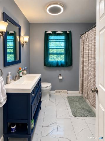 264 Pearl Lake Road Waterbury CT 06706