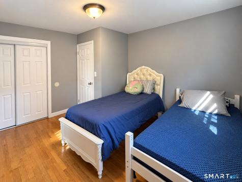 264 Pearl Lake Road Waterbury CT 06706