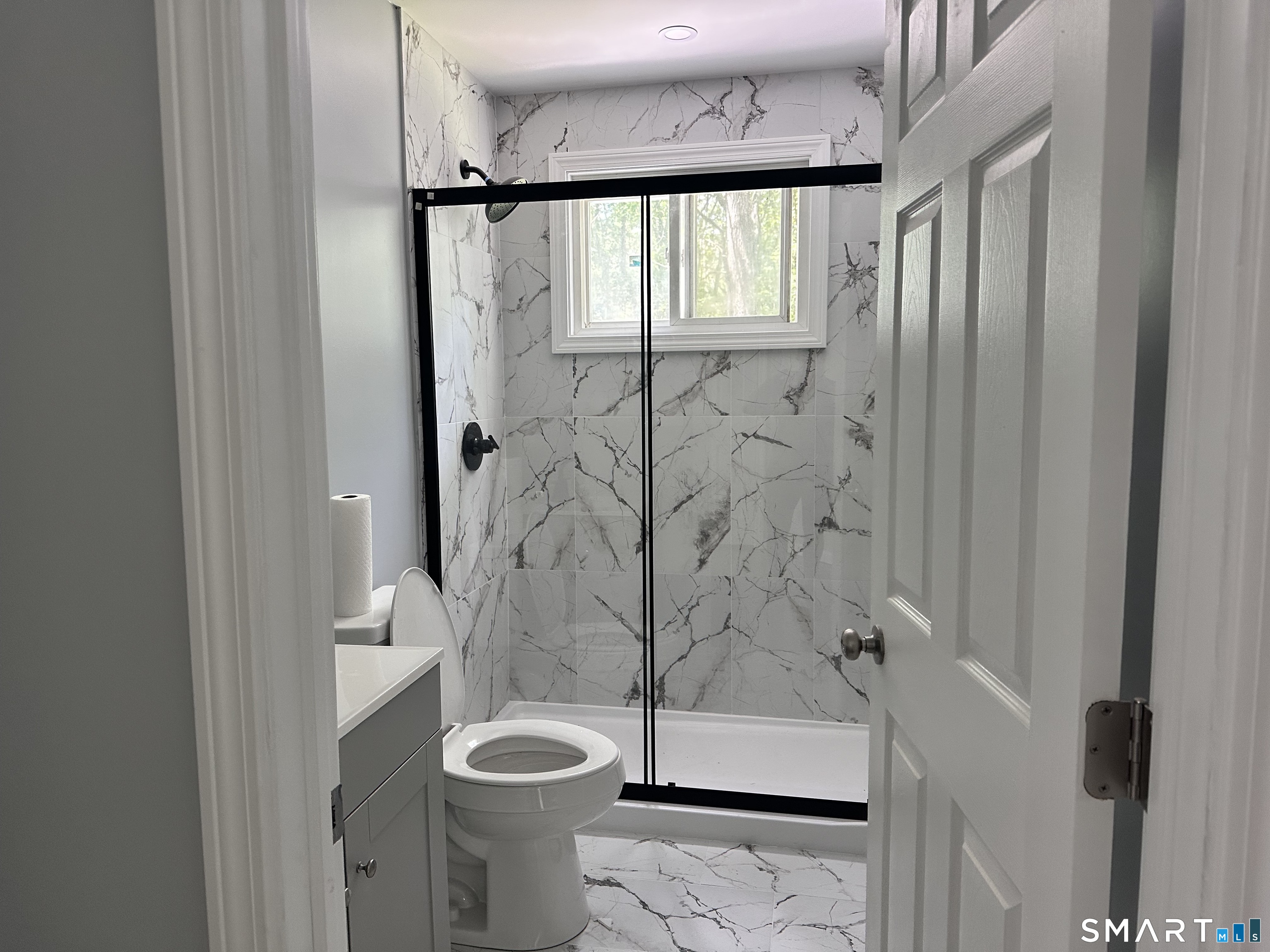59 Hoadley Creek Circle Guilford CT 06437