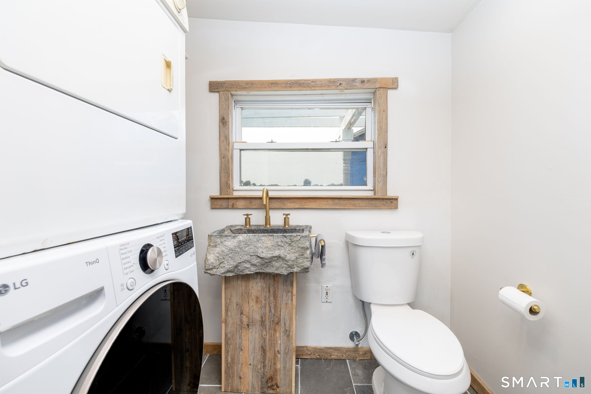 5 Seneca Trail East Haven CT 06512
