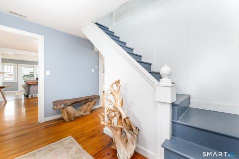 5 Seneca Trail East Haven CT 06512