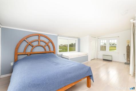 5 Seneca Trail East Haven CT 06512