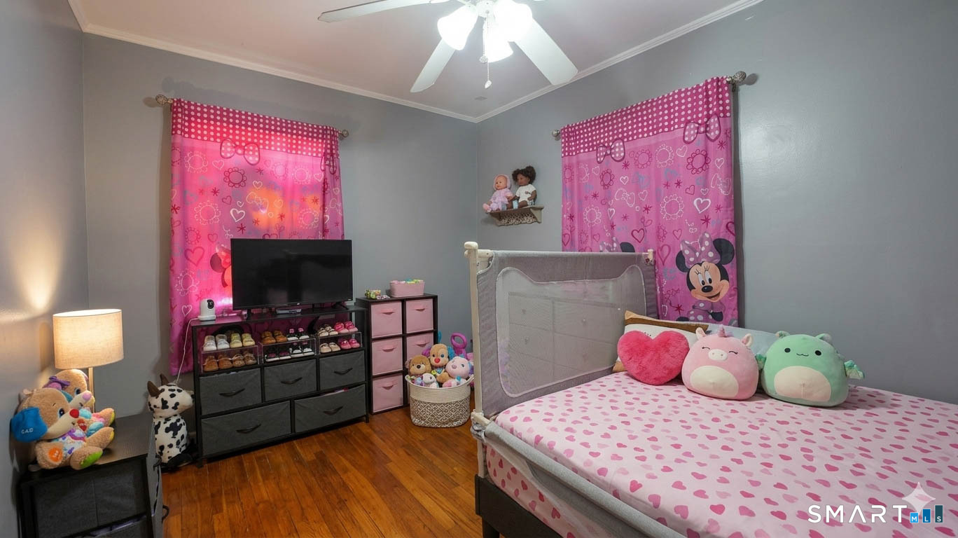 86 Crestwood Avenue Waterbury CT 06704