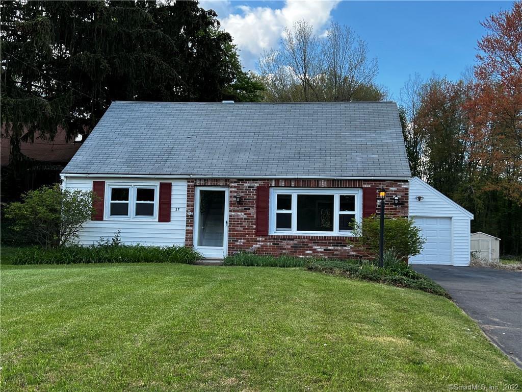 27 King Court Enfield CT 06082