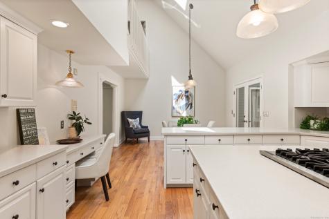 212 Fence Row Drive Fairfield CT 06824