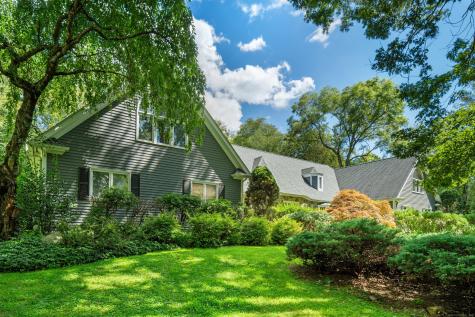 212 Fence Row Drive Fairfield CT 06824