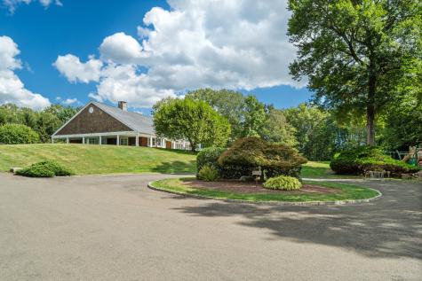 212 Fence Row Drive Fairfield CT 06824