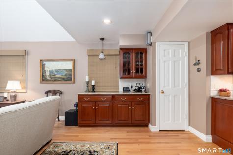 15 Central Road Middlebury CT 06762