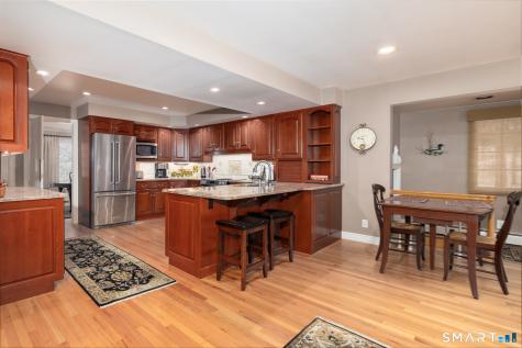 15 Central Road Middlebury CT 06762