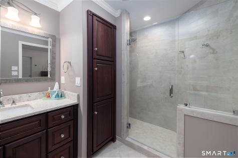 15 Central Road Middlebury CT 06762