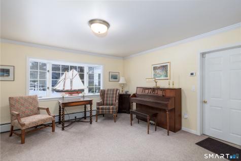 15 Central Road Middlebury CT 06762