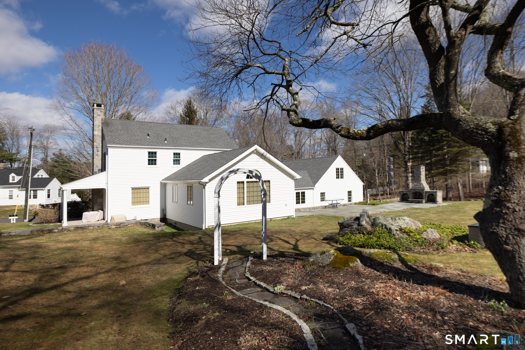 15 Central Road Middlebury CT 06762
