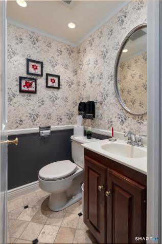 15 Central Road Middlebury CT 06762
