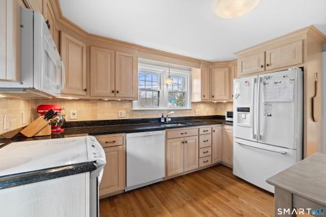 121 Tunxis Road West Hartford CT 06107