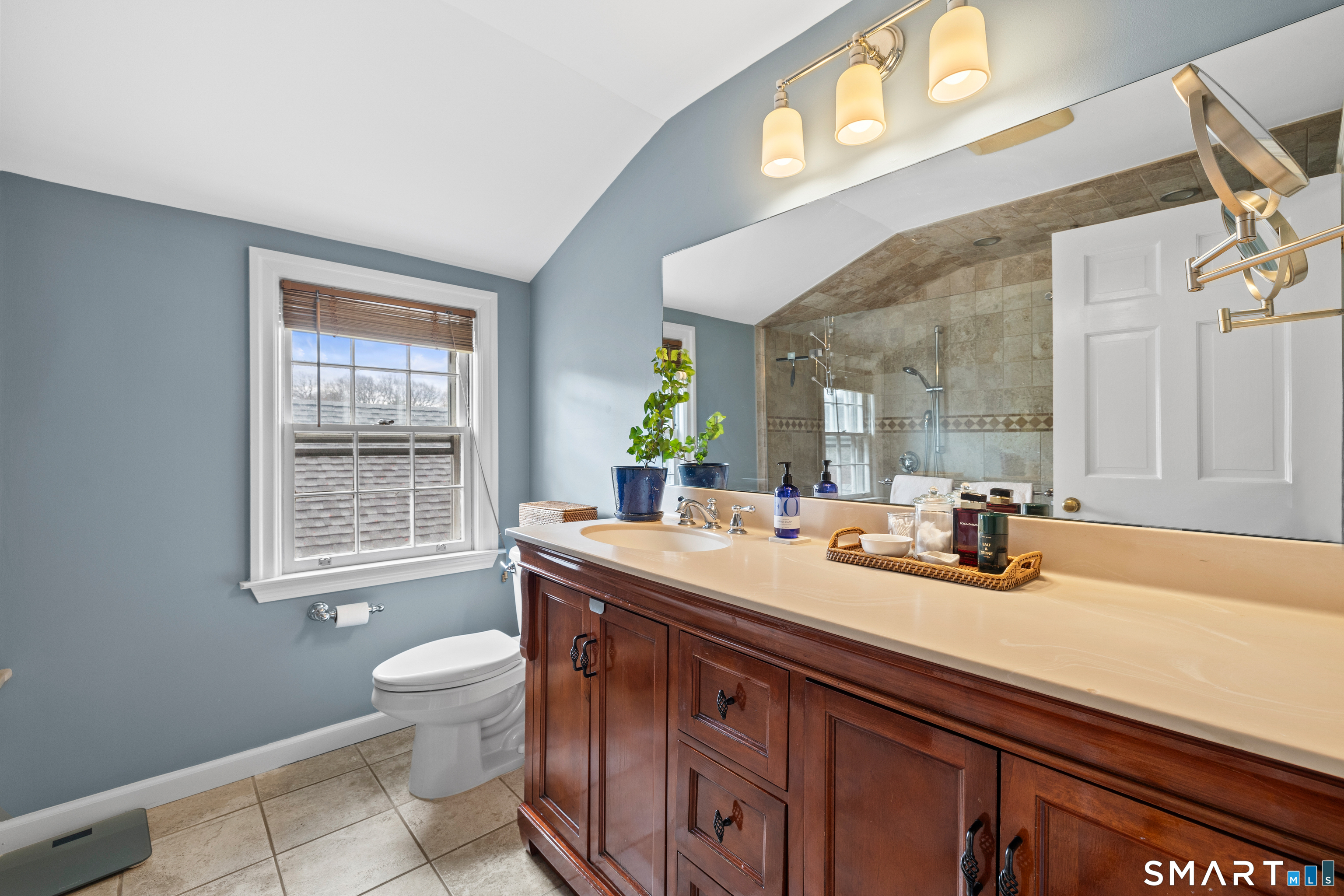 121 Tunxis Road West Hartford CT 06107