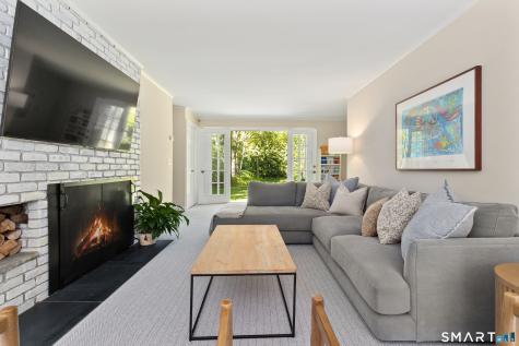 493 Valley Road New Canaan CT 06840