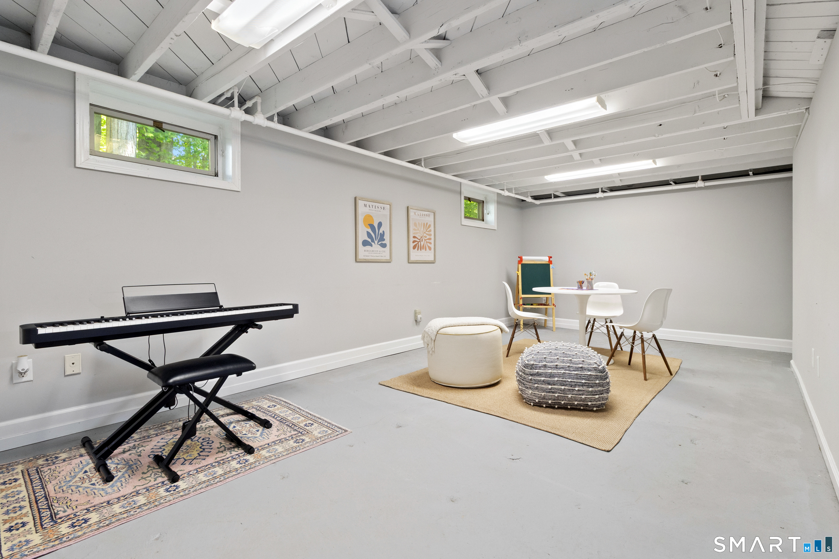 493 Valley Road New Canaan CT 06840