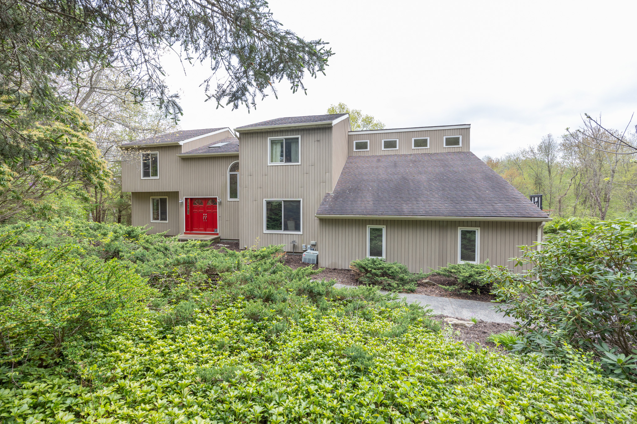 130 Pleasant Drive Bethany CT 06524